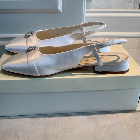 The Collection Women Sandals NWT - Picture 1 of 4